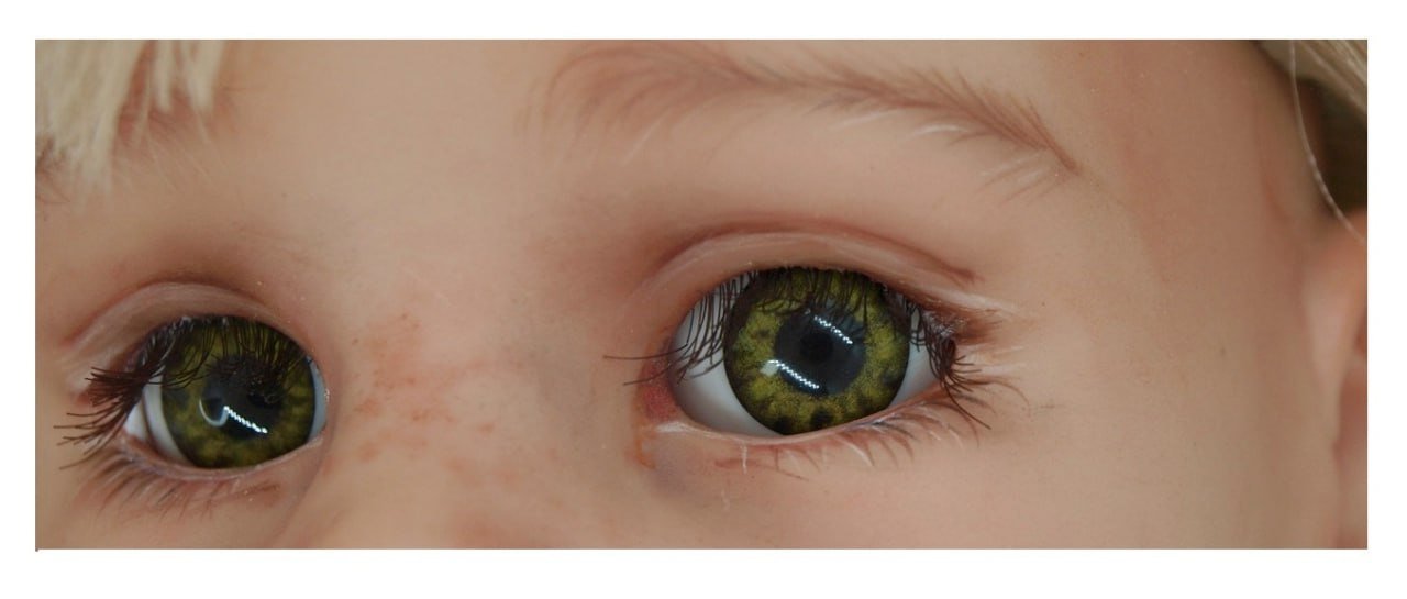 olive doll acrylic eyes 2